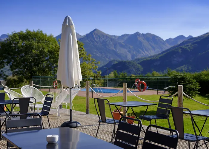 Apartahotel Piedrafita Mountain 4*