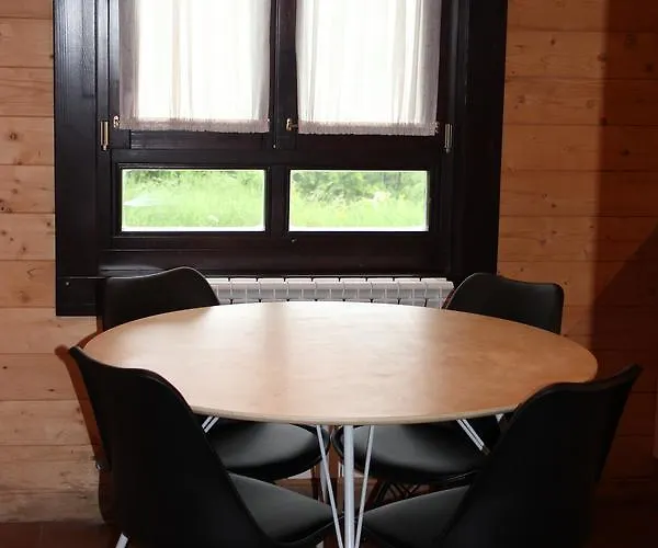 Piedrafita Mountain Apartahotel 4*